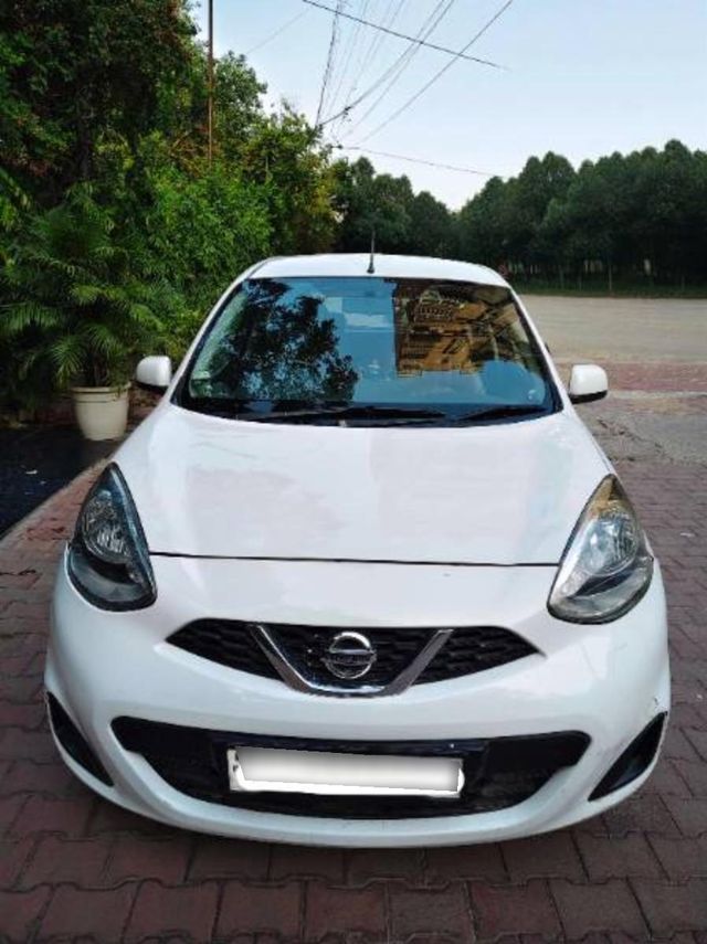 Nissan Micra XL CVT Second-hand 2017 Nissan Micra XL CVT for sale in New Delhi