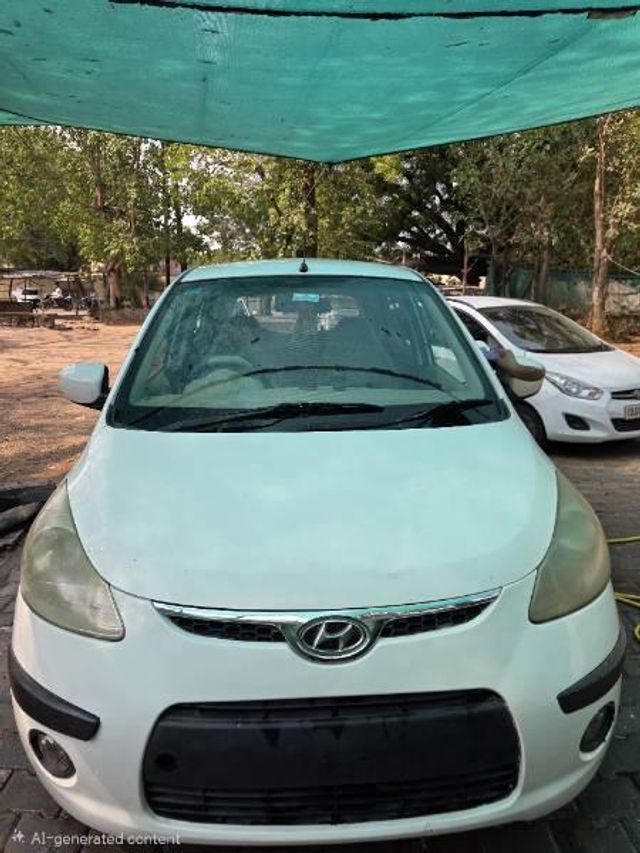 Second-hand 2010 Hyundai i10 Magna 1.2 for sale in Jhansi