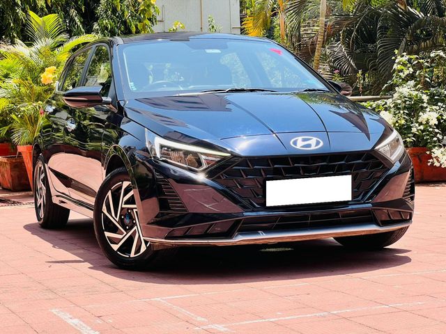 Second-hand 2024 Hyundai i20 Asta Opt IVT DT for sale in Mumbai