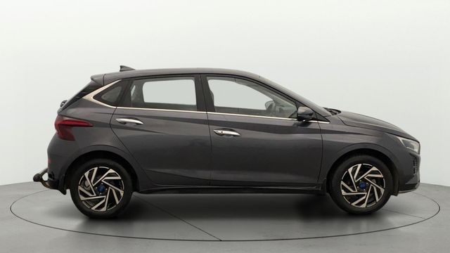 Second-hand 2024 Hyundai i20 Asta BSVI for sale in Lucknow