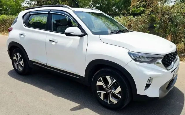 Second-hand 2022 Kia Sonet 1.5 GTX Plus Diesel AT DT for sale in Ahmedabad