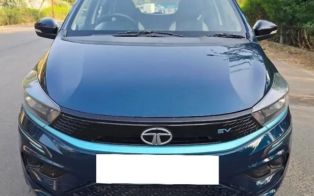 Tata Tiago XT Second-hand 2023 Tata Tiago XT for sale in Ahmedabad