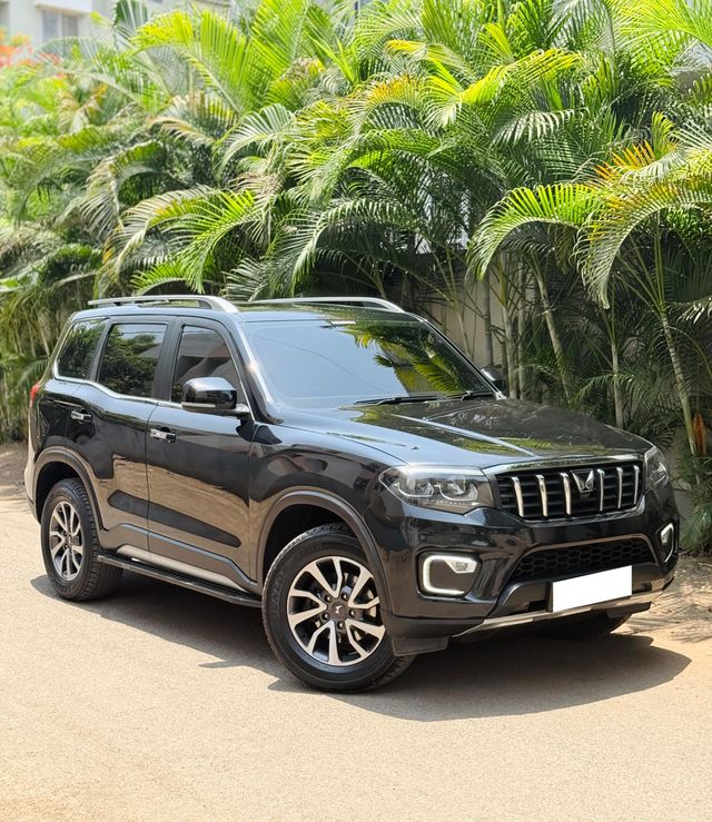 Mahindra Scorpio N Z8 Diesel BSVI Second-hand 2023 Mahindra Scorpio N Z8 Diesel BSVI for sale in Nashik