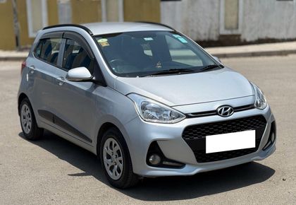 166 Used Hyundai Grand i10 in Alandi