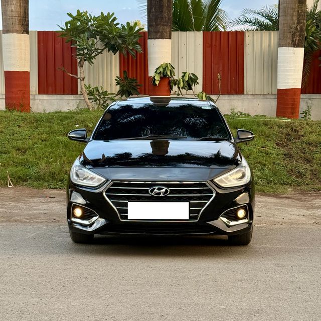 Hyundai Verna Anniversary Edition Diesel Second-hand 2018 Hyundai Verna Anniversary Edition Diesel for sale in Nashik