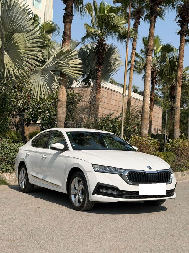 Skoda Octavia Style Second-hand 2022 Skoda Octavia Style for sale in New Delhi