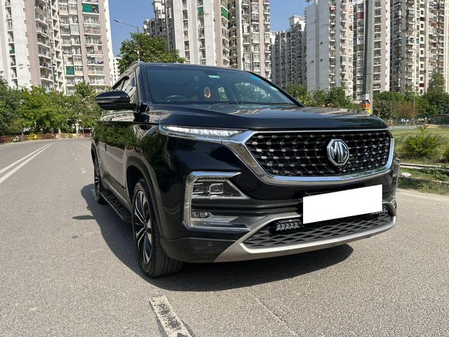 MG Hector Plus Sharp CVT Second-hand 2022 MG Hector Plus Sharp CVT for sale in Noida