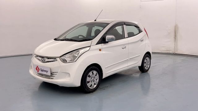 Second-hand 2016 Hyundai EON Magna for sale in Kanpur