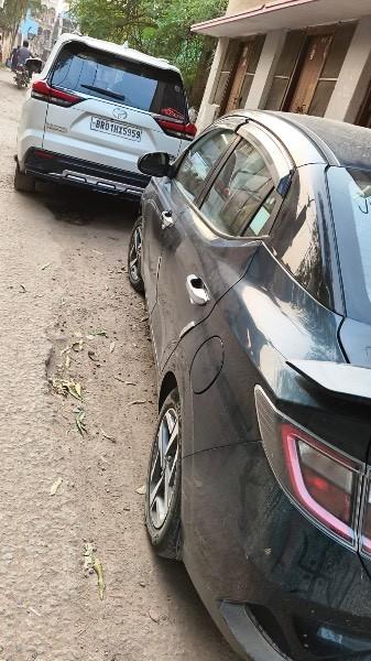 Buy Used Hyundai Aura SX CNG of 2024 model @ 7,30,000 INR in Patna ...