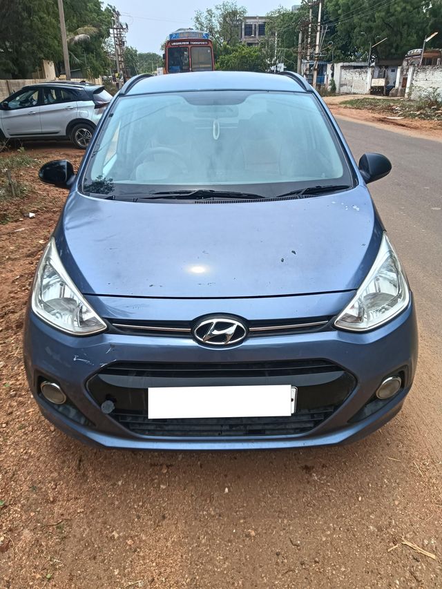 Hyundai Grand i10 Asta Second-hand 2015 Hyundai Grand i10 Asta for sale in Madurai