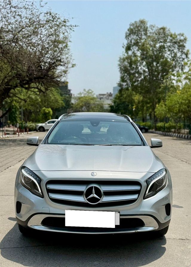 Second-hand 2016 Mercedes-Benz GLA Class 200 for sale in New Delhi