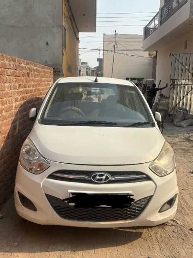 Hyundai i10 Sportz Second-hand 2012 Hyundai i10 Sportz for sale in Rupnagar
