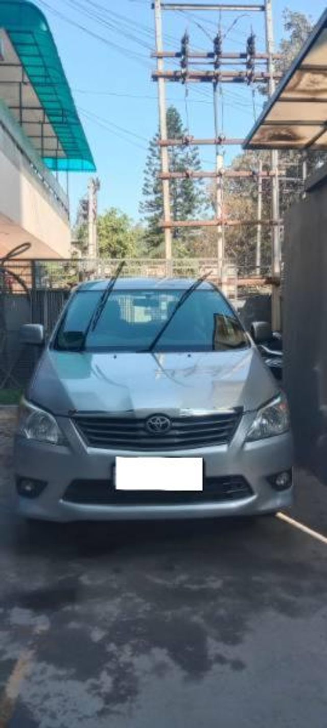 Toyota Innova 2.5 GX (Diesel) 7 Seater BS IV Second-hand 2013 Toyota Innova 2.5 GX (Diesel) 7 Seater BS IV for sale in Mohali