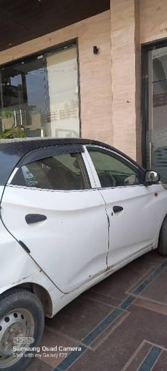 Hyundai EON Era Second-hand 2013 Hyundai EON Era for sale in Agra