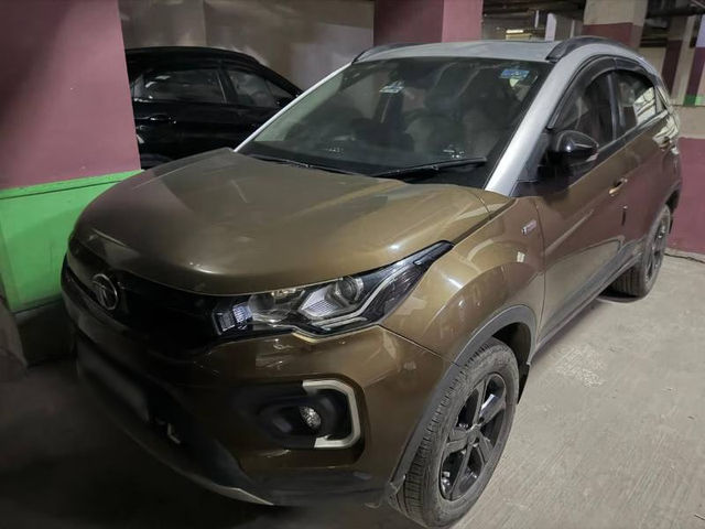 Tata Nexon Creative Plus DT AMT Second-hand 2024 Tata Nexon Creative Plus DT AMT for sale in Noida