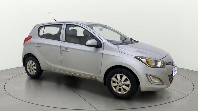 Hyundai i20 Sportz 1.4 CRDi Second-hand 2013 Hyundai i20 Sportz 1.4 CRDi for sale in Ahmedabad