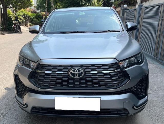Toyota Innova Hycross GX (O) 8STR Second-hand 2024 Toyota Innova Hycross GX (O) 8STR for sale in New Delhi
