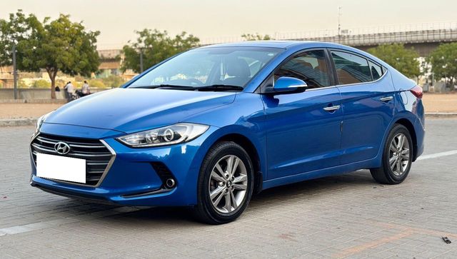 Hyundai Elantra 1.6 SX Option AT Second-hand 2017 Hyundai Elantra 1.6 SX Option AT for sale in Ahmedabad