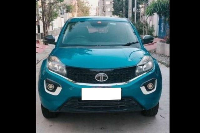 Tata Nexon 1.2 Revotron XM Second-hand 2018 Tata Nexon 1.2 Revotron XM for sale in Hyderabad