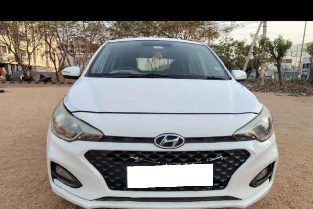 Hyundai i20 1.4 Asta Second-hand 2018 Hyundai i20 1.4 Asta for sale in Hyderabad