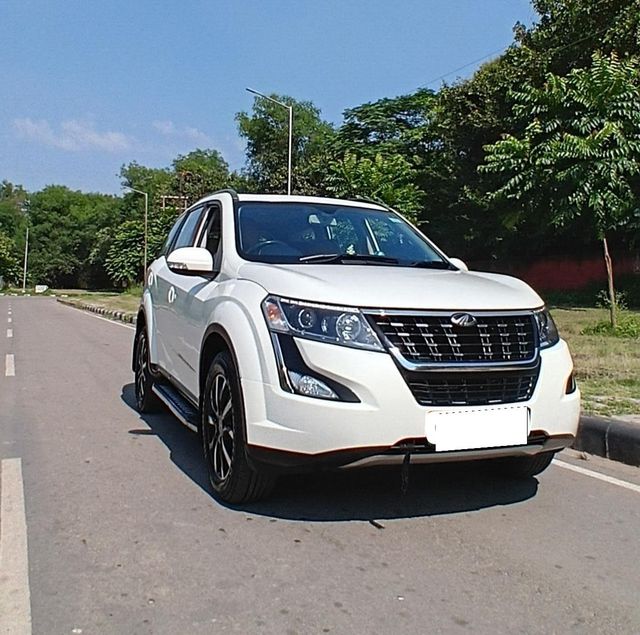Mahindra XUV500 W11 BSIV Second-hand 2019 Mahindra XUV500 W11 BSIV for sale in Chandigarh