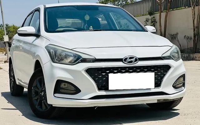 Hyundai i20 Diesel Sportz Second-hand 2019 Hyundai i20 Diesel Sportz for sale in Ahmedabad