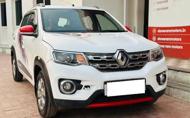 Renault KWID 1.0 RXT 02 Anniversary Edition Second-hand 2018 Renault KWID 1.0 RXT 02 Anniversary Edition for sale in Ahmedabad