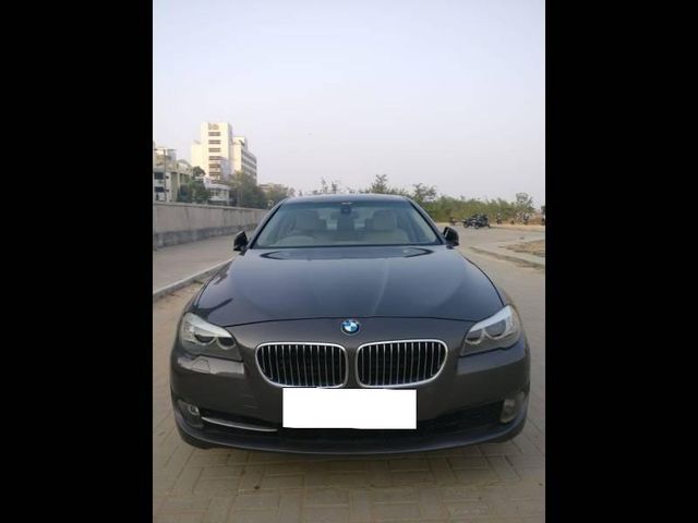 BMW 5 Series 520d Sedan Second-hand 2013 BMW 5 Series 520d Sedan for sale in Ahmedabad