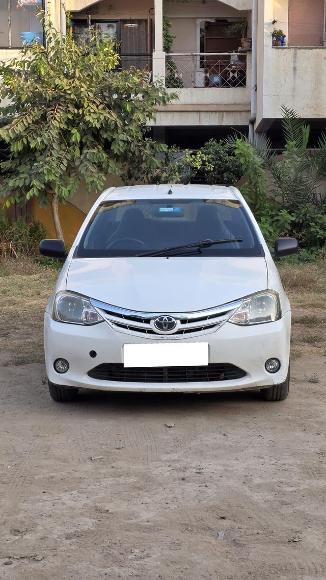 Toyota Etios Diesel TRD Sportivo Second-hand 2012 Toyota Etios Diesel TRD Sportivo for sale in Ahmedabad