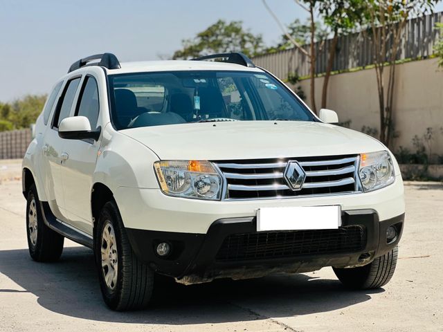 Renault Duster RXL AWD Second-hand 2014 Renault Duster RXL AWD for sale in Ahmedabad