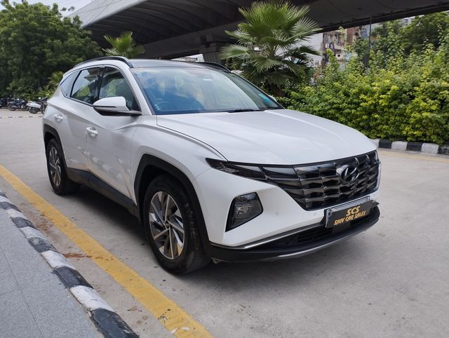 Hyundai Tucson Signature Diesel AT Second-hand 2023 Hyundai Tucson Signature Diesel AT for sale in New Delhi