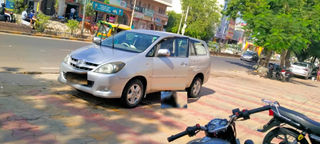 Used Toyota Innova 2.5 V Diesel 7-seater