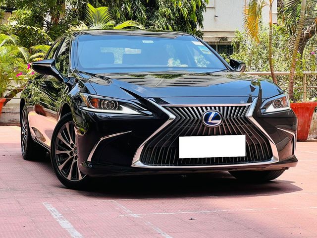 Lexus ES 300h Luxury 2020-2022 Second-hand 2021 Lexus ES 300h Luxury 2020-2022 for sale in Mumbai