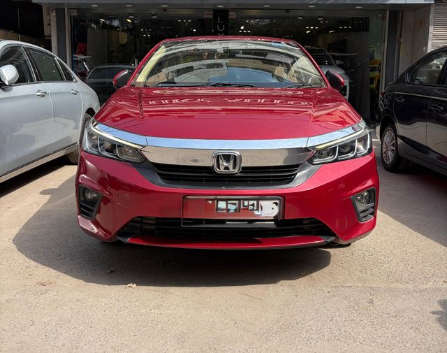 Honda City V MT Second-hand 2022 Honda City V MT for sale in New Delhi