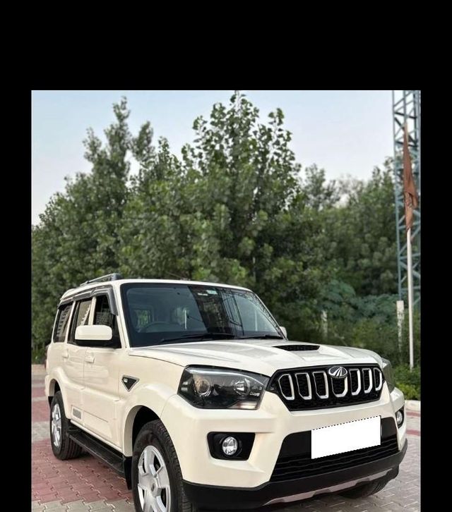 Mahindra Scorpio S7 120 Second-hand 2018 Mahindra Scorpio S7 120 for sale in Chandigarh