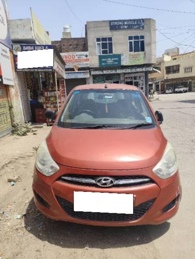 Second-hand 2011 Hyundai i10 Era for sale in Mandi Dabwali