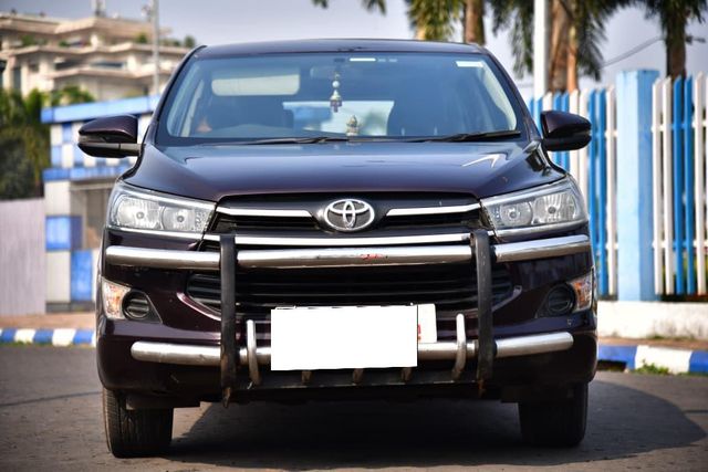 Toyota Innova Crysta 2.4 G MT 8S BSIV Second-hand 2018 Toyota Innova Crysta 2.4 G MT 8S BSIV for sale in Kolkata