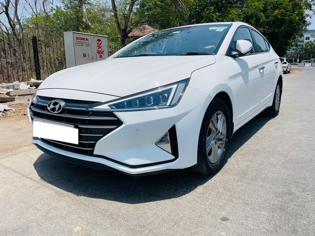 Hyundai Elantra VTVT SX Option AT Second-hand 2020 Hyundai Elantra VTVT SX Option AT for sale in Mumbai