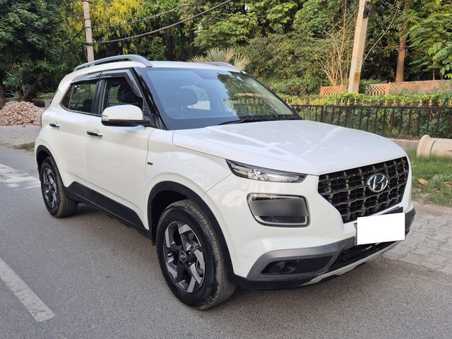 Second-hand 2021 Hyundai Venue SX Plus Turbo DCT for sale in Gurgaon
