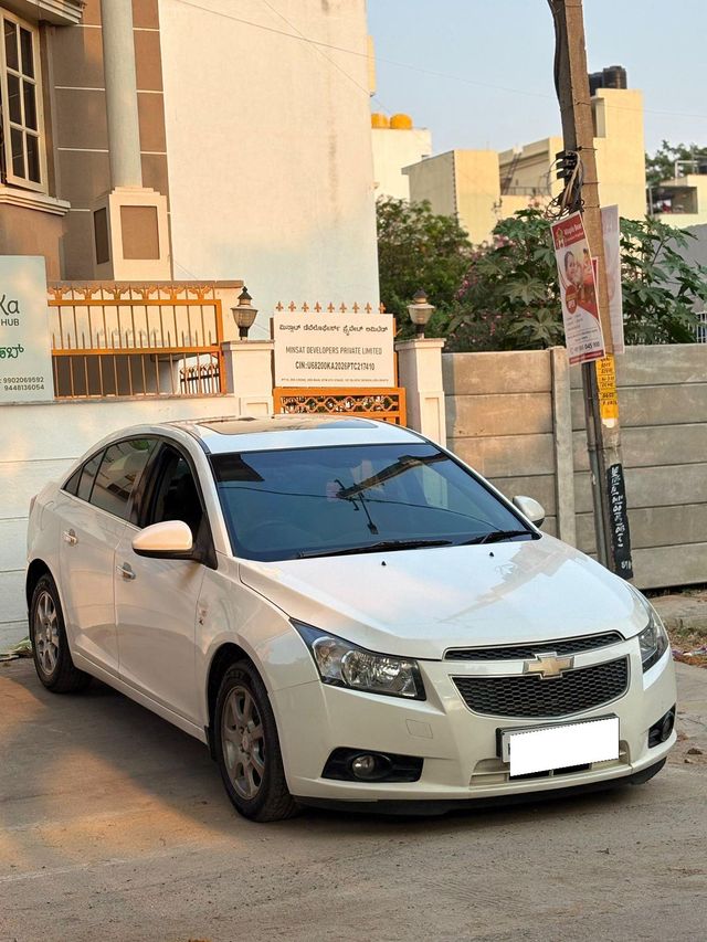 Chevrolet Cruze LTZ AT Second-hand 2012 Chevrolet Cruze LTZ AT for sale in Bangalore