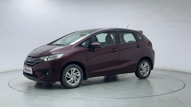 Second-hand 2015 Honda Jazz V for sale in New Delhi