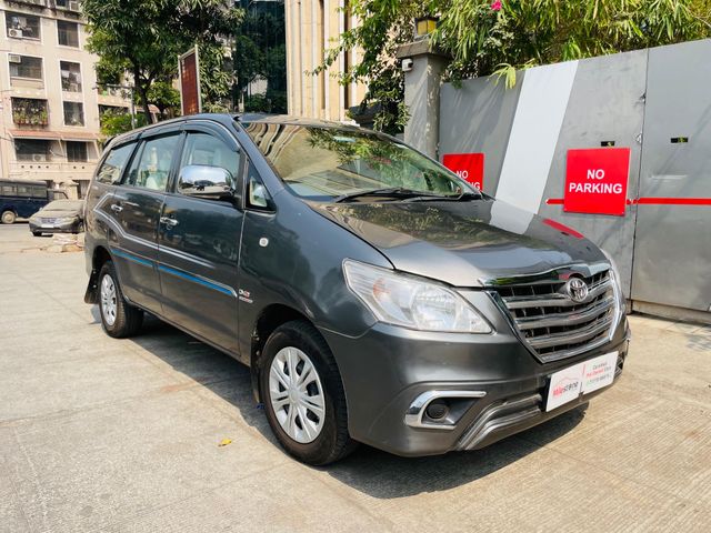 Toyota Innova 2.5 G (Diesel) 8 Seater BS III Second-hand 2011 Toyota Innova 2.5 G (Diesel) 8 Seater BS III for sale in Mumbai
