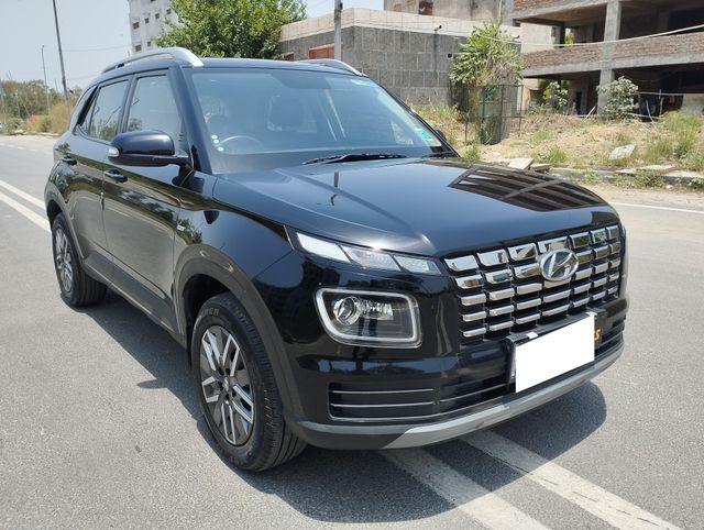 Hyundai Venue S Opt Turbo DCT Second-hand 2025 Hyundai Venue S Opt Turbo DCT for sale in New Delhi
