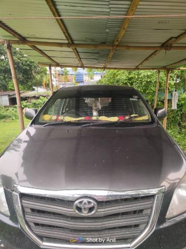 Toyota Innova 2.5 G (Diesel) 7 Seater Second-hand 2014 Toyota Innova 2.5 G (Diesel) 7 Seater for sale in Lakhimpur(Assam)