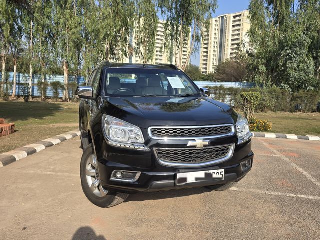 Chevrolet Trailblazer LTZ 4X2 AT Second-hand 2015 Chevrolet Trailblazer LTZ 4X2 AT for sale in Chandigarh