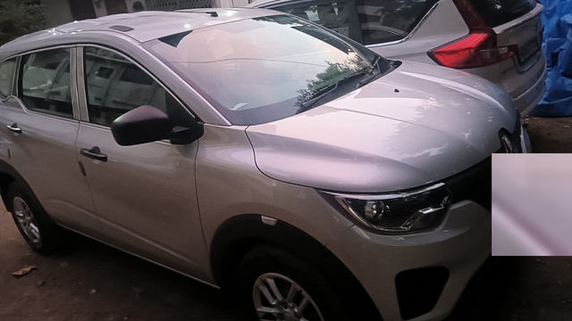 Renault Triber RXL Second-hand 2024 Renault Triber RXL for sale in Thane