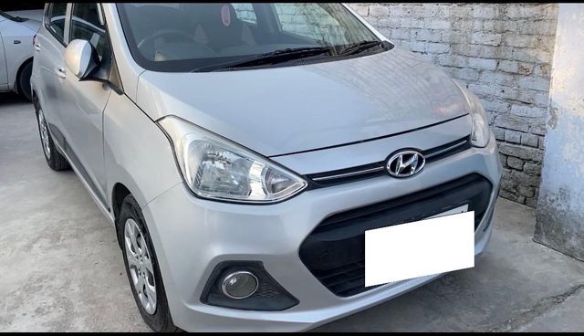 Hyundai Grand i10 Sportz Second-hand 2015 Hyundai Grand i10 Sportz for sale in Haridwar