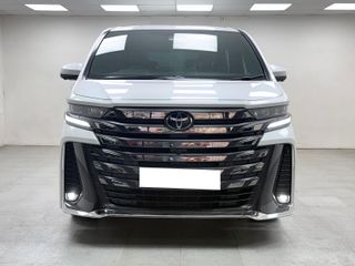 Used Toyota Vellfire VIP Executive Lounge
