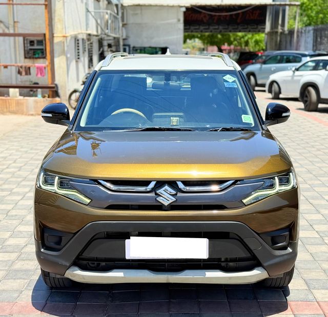 Maruti Suzuki Brezza Zxi CNG Second-hand 2024 Maruti Suzuki Brezza Zxi CNG for sale in Surat