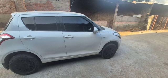 Maruti Suzuki Swift VVT VXI Second-hand 2014 Maruti Suzuki Swift VVT VXI for sale in Kanpur